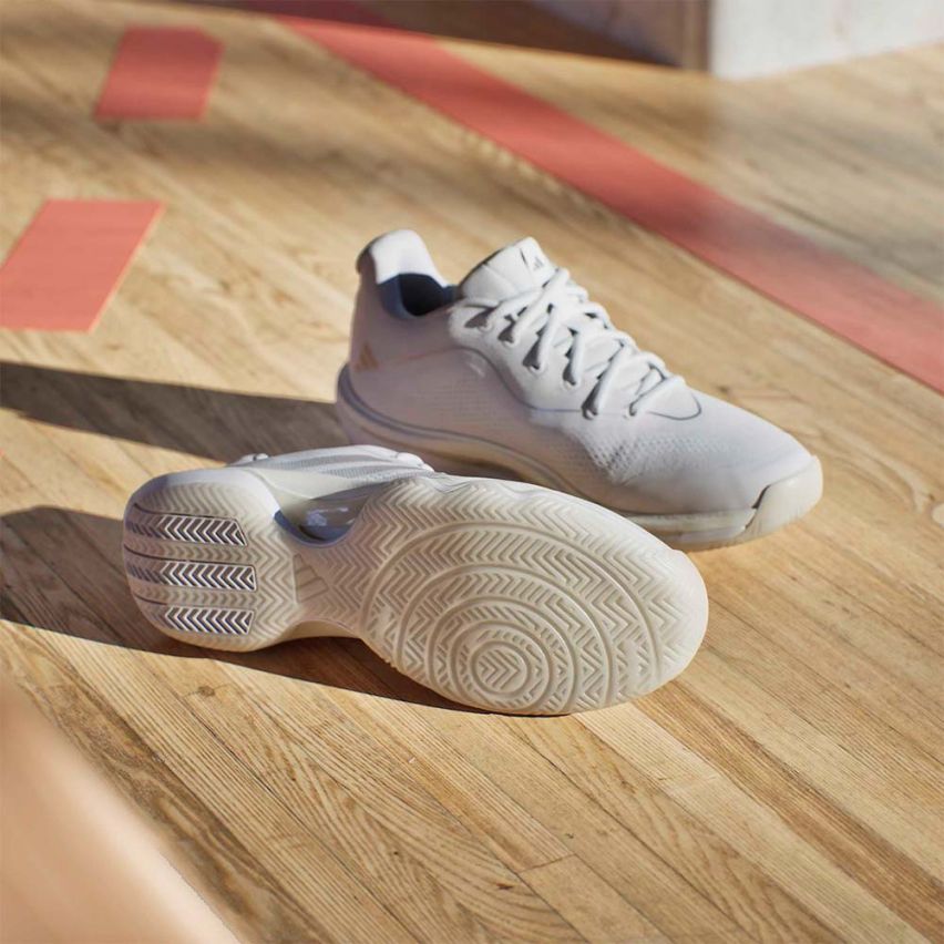 Adidas Crazyflight 7 Women white/silver