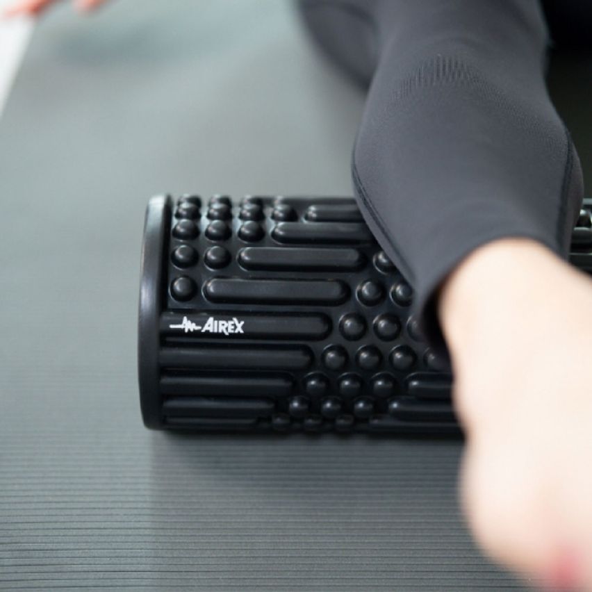 Airex HEARTBEAT Massage Rolle, schwarz