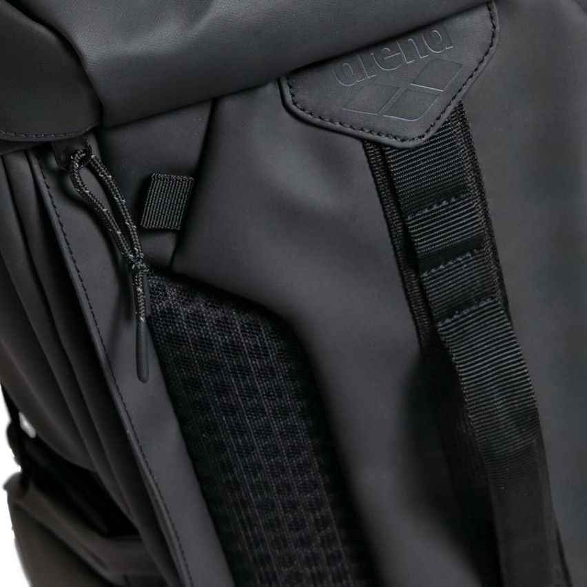 Arena Rucksack ULIXES black (42L)